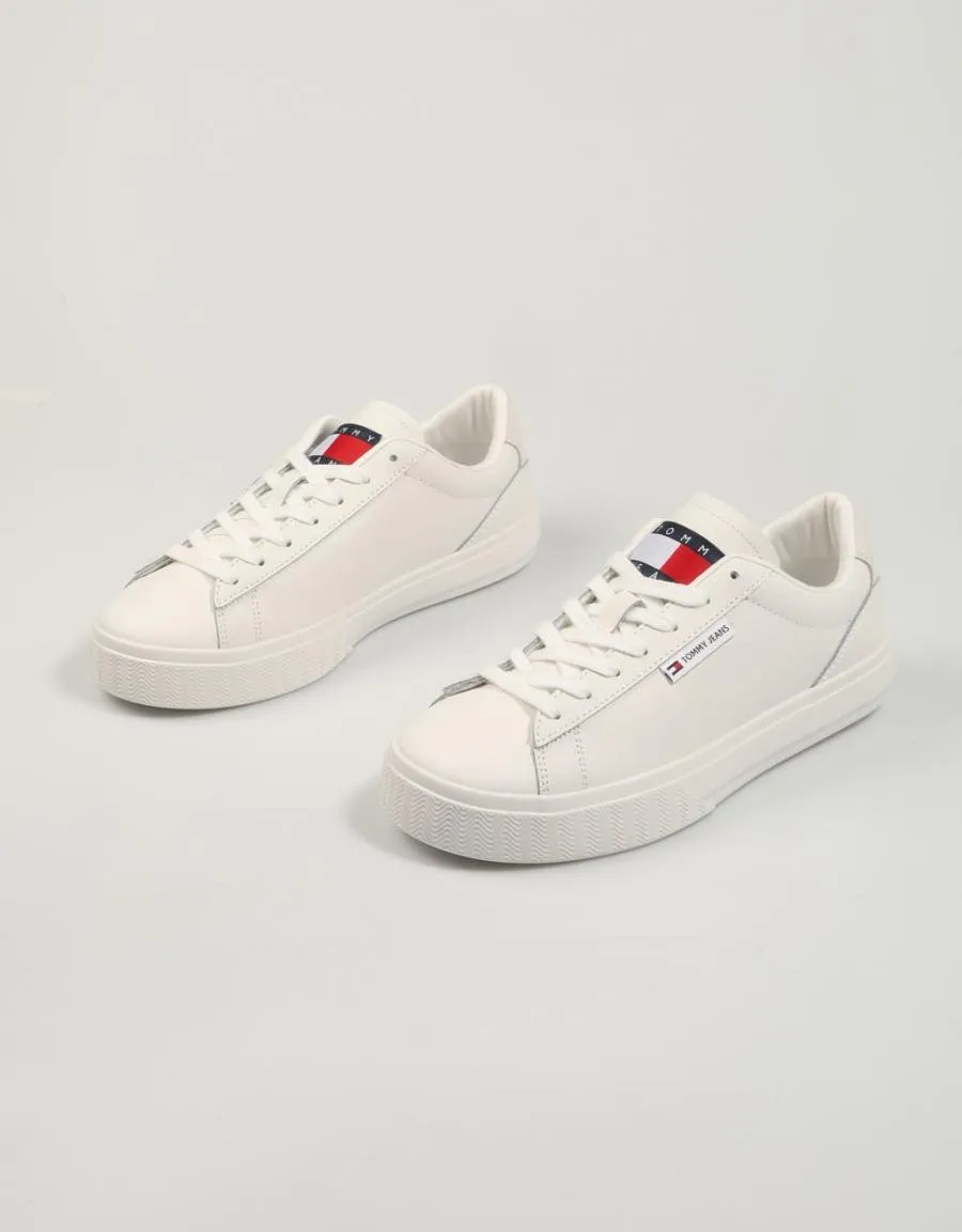  sneakers TOMMY HILFIGER Tjw en White 84173